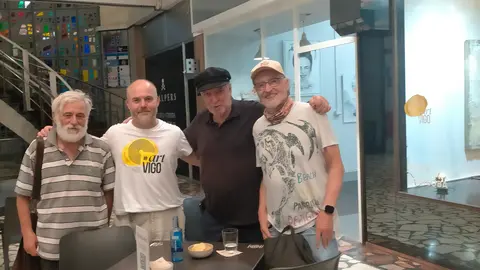 Manuel Estévez, José Miranda, Antón Sobral Javier Pena y Chelo Rodríguez.