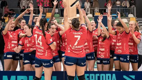 Conservas Orbe Porriño alzaron la Supercopa, tras finales vibrantes y reñidas.