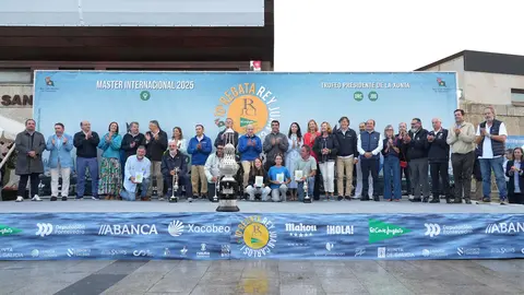 Instatánea del acto de entrega de premios de la X Regata Rey Juan Carlos I.