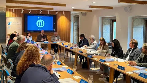 El director de la Agencia Gallega de la Calidad Alimentaria de la Consellería do Medio Rural, Martín Alemparte, presidió la reunión en la que se constituyó este órgano consultivo de un distintivo de calidad que ampara actualmente 136 operadores de la cuatro provincias.