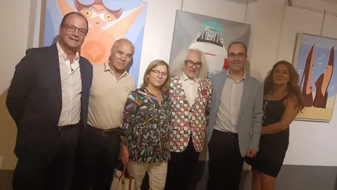 Amigos, admiradores e colecionadores encheram o Palácio do Raio para assinalar o regresso do consagrado Orlando Pompeu à capital minhota.