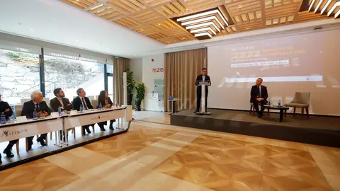 El conselleiro de Emprego, Comercio e Emigración participó en la clausura del encuentro de secretarios generales y gerentes de las organizaciones empresariales de la provincia de Pontevedra.