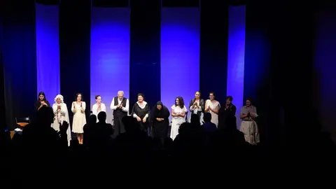 O público encheu a Casa das Artes de Arcos de Valdevez durante a segunda edição do Festival PLATTA, num ambiente de entusiasmo e convívio cultural.