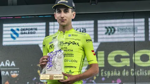 El salmantino Miguel Domínguez, una de las revelaciones del Vigo-Rías Baixas en 2025, continuará en el equipo tras conquistar la Montaña en la Vuelta a la Comunidad de Madrid y rozar el triunfo en la Vuelta a Castilla-La Mancha.
