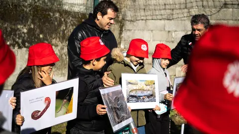 Alunos do 4.º ano participan nas atividades do projeto “Semear + Cedo”, explorando a natureza e o património do Vale do Tua.