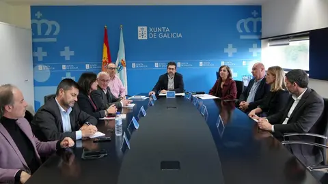 El secretario xeral de Emprego e Relaci&oacute;ns Laborais, Pablo Fern&aacute;ndez, presidi&oacute; la reuni&oacute;n de la Mesa del Empleo Aut&oacute;nomo de Galicia con representantes de APE Galicia, ATA y Agtamar-UPTA.