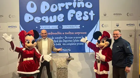 Presentaci&oacute;n del Porri&ntilde;o Peque Fest, la gran fiesta infantil de Navidad, con el alcalde Alejandro Lorenzo, el concejal Carlos Gonz&aacute;lez y los personajes animados que dar&aacute;n la bienvenida a las familias los d&iacute;as 2, 3 y 4 de enero en el Pabell&oacute;n Municipal.