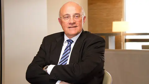 Josep Oliu, presidente de Banco Sabadell, recibir&aacute; la Medalla de Oro de la Confederaci&oacute;n Empresarial de Pontevedra el pr&oacute;ximo 26 de febrero en Vigo.