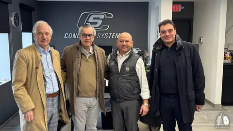 O presidente da C&acirc;mara Municipal de Arcos de Valdevez, Oleg&aacute;rio Gon&ccedil;alves, durante a visita &agrave;s instala&ccedil;&otilde;es da Concrete Systems, em Newark (EUA), empresa fundada pelo arcuense Ant&oacute;nio Pereira, natural de Cabana Maior.
