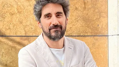 Manel Loureiro Doval, escritor gallego y ponente de la conferencia &ldquo;Donde nacen las historias&rdquo;, organizada por la UNED de Pontevedra.