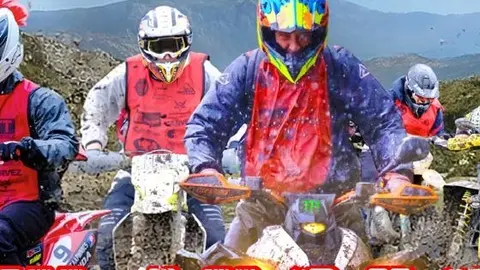 Participantes del ARCOS TT recorren los caminos del Alto Mi&ntilde;o en una de las pruebas del mayor evento de Todo Terreno Tur&iacute;stico de Europa, que celebra su 27&ordf; edici&oacute;n en Arcos de Valdevez.