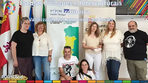 Las profesoras Anabela Magalh&atilde;es, F&aacute;tima Marinho y Sara Costa, de la Escola B&aacute;sica de Ponte de Lima, durante el encuentro anual del Proyecto Escuelas Biling&uuml;es e Interculturales de Frontera (PEBIF) celebrado en Zamora.