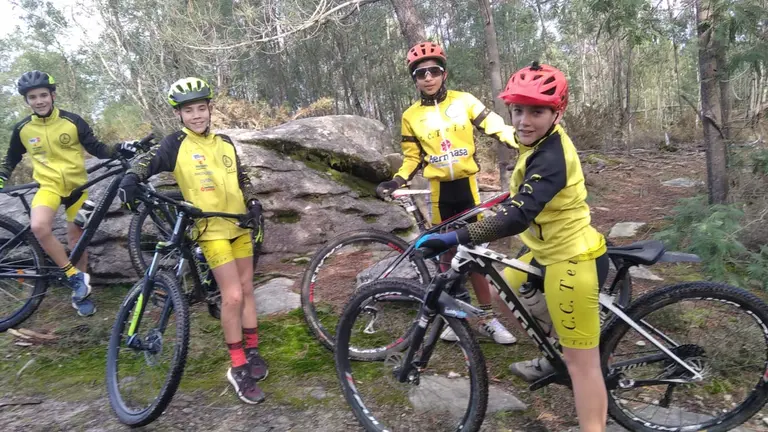 El Club Ciclista Teis inicia temporada y busca nuevos talentos en su escuela