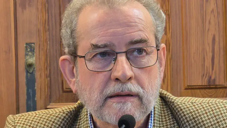 Luis Ferreiro, filósofo: “La sociedad se ha convertido en una sociedad anónima”