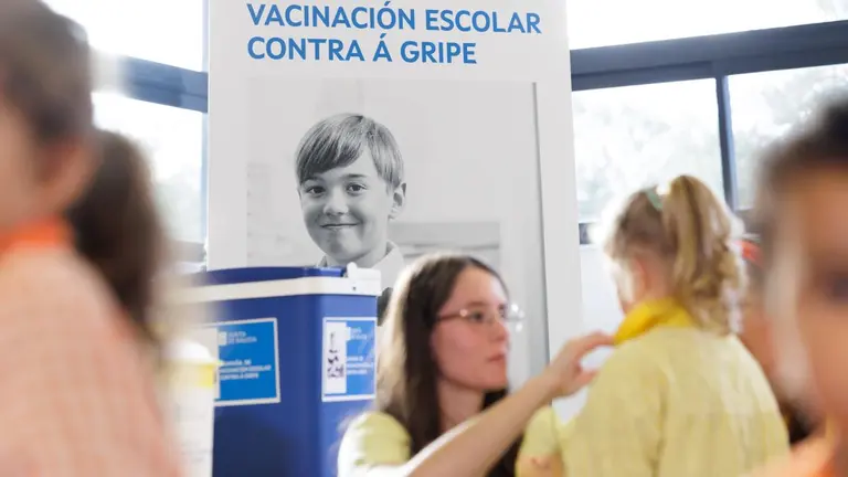 La actividad gripal en Galicia mantiene intensidad media y muestra una tendencia a la baja