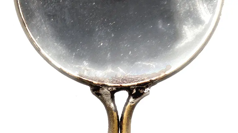 Vigo acoge la exposición de Isaac Pérez Vicente, un viaje entre lo ordinario y lo extraordinario