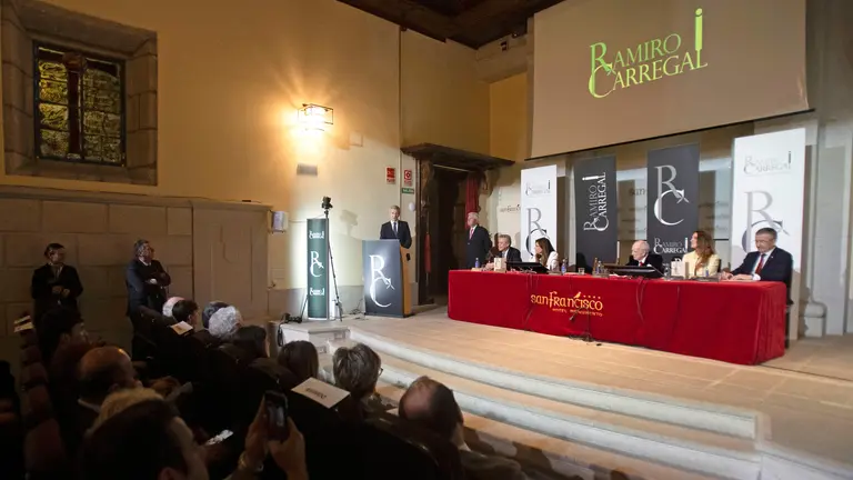 Santiago acoge la gran cita de la investigación oncológica con los premios Ramiro Carregal