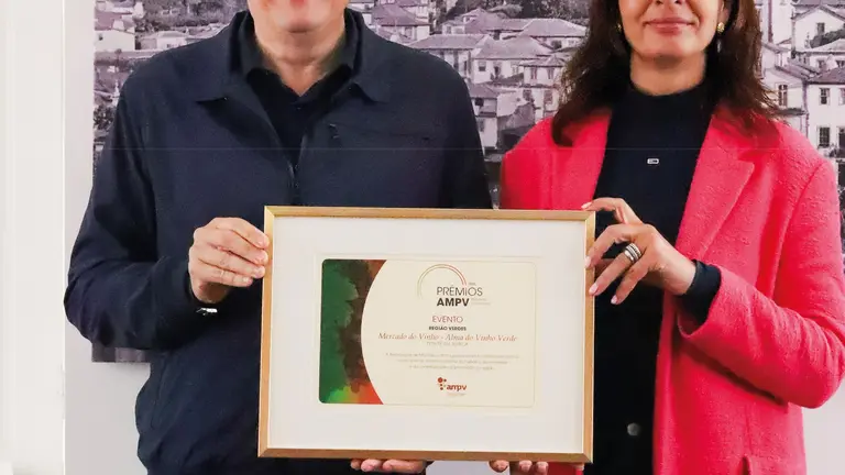 El Mercado del Vino de Ponte da Barca, premiado como 'Evento del Año' en el Foro Regional de los Vinos Verdes