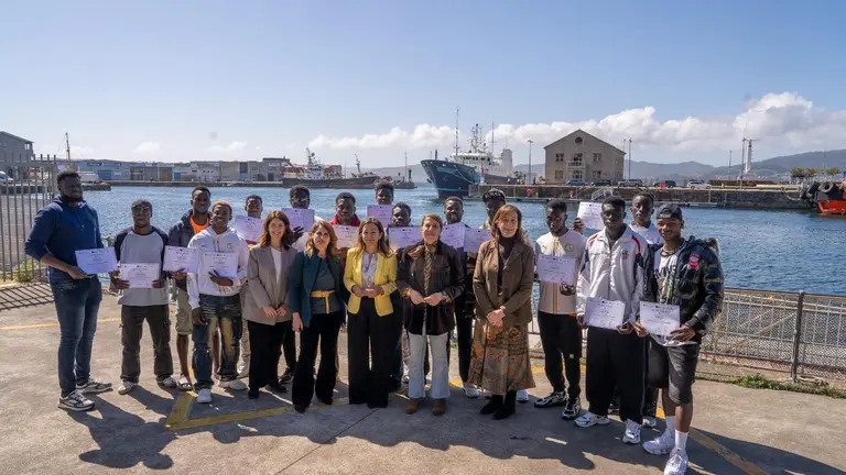 Mar entrega diplomas a migrantes formados para trabajar en el sector marítimo-pesquero