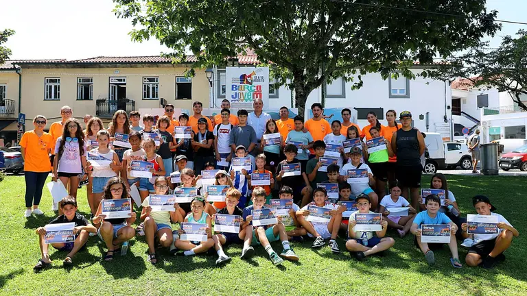 Lon3r Johny pone ritmo al cierre de Barca Jovem en Ponte da Barca