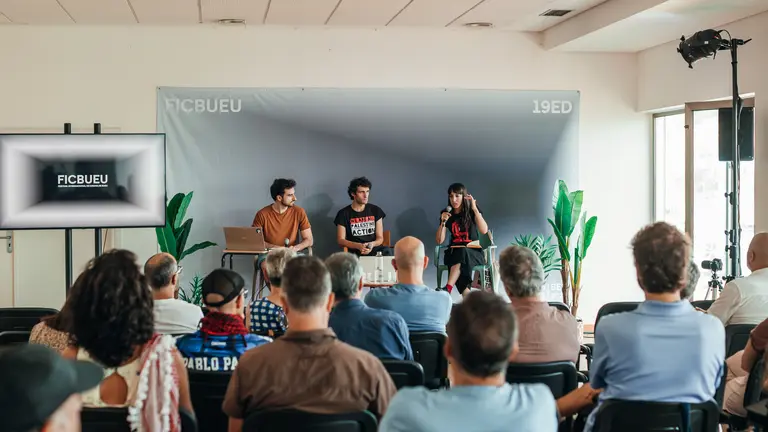 O FICBUEU pon o cinema fronte ao espello: quen decide o que se pode contar?