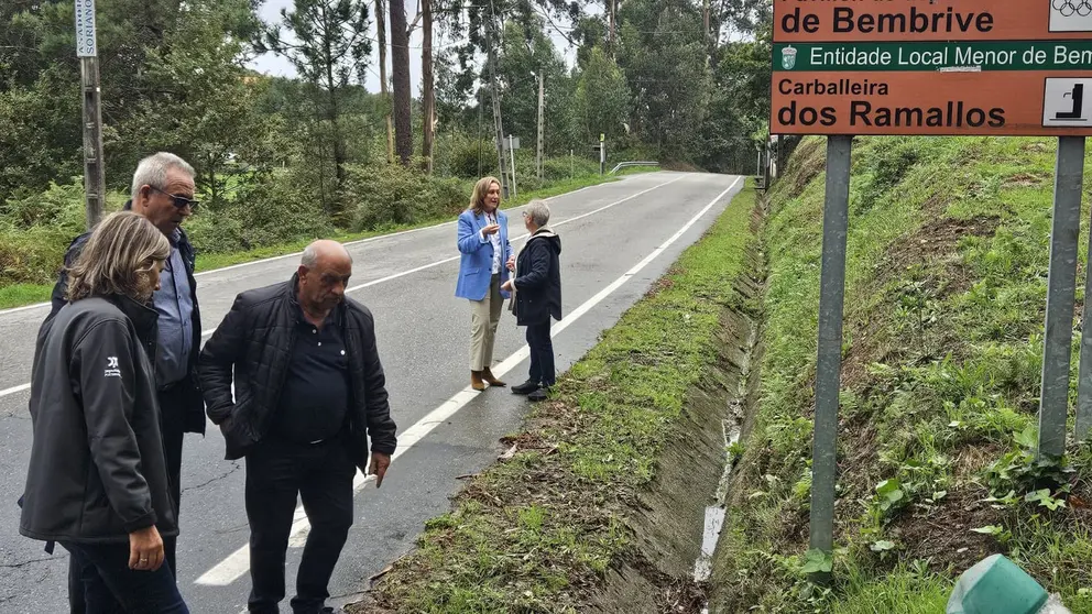 ```{"id":"67204","variant":"standard","title":"Pé de foto para estrada en Bembrive"}
Treito da estrada EP-2001 ao seu paso por Bembrive, onde a Deputación de Pontevedra proxecta mellorar as beirarrúas e a seguridade peonil.  
```