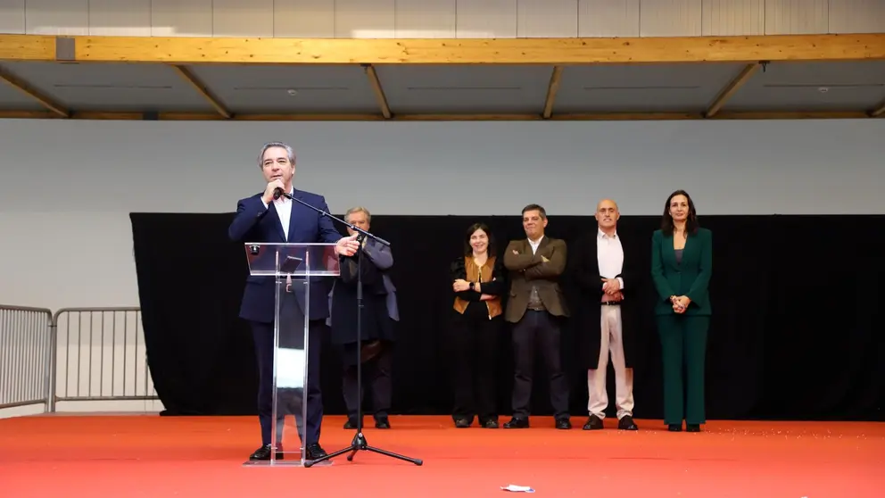 Interven&ccedil;&atilde;o do Secret&aacute;rio de Estado do Ambiente, Jo&atilde;o Manuel Esteves, na sess&atilde;o do almo&ccedil;o de Natal da Cooperativa Agr&iacute;cola, perante representantes institucionais e convidados.