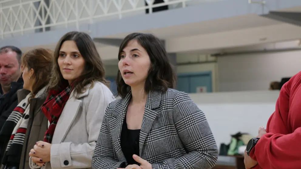 A vice-presidente da C&acirc;mara Municipal de Arcos de Valdevez, Em&iacute;lia Cerdeira, e a vereadora Marlene Barros acompanharam a iniciativa do programa S&eacute;niores + Ativos, destacando a import&acirc;ncia do conv&iacute;vio e da atividade f&iacute;sica para o bem-estar da popula&ccedil;&atilde;o s&eacute;nior.