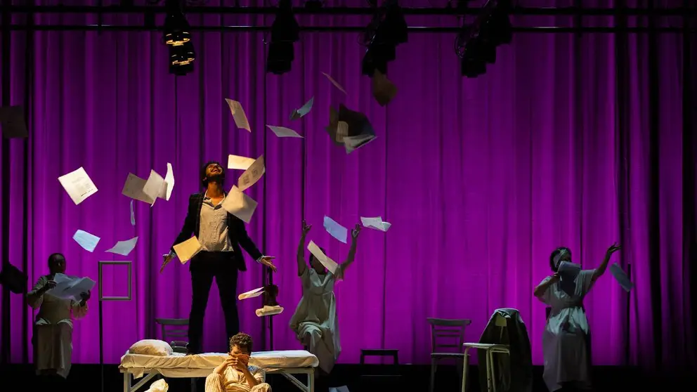 A Metamorfose de Sarabela Teatro.