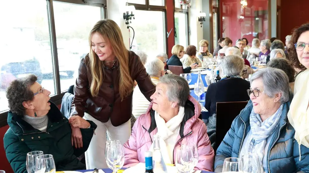 La conselleira de Pol&iacute;tica Social e Igualdade particip&oacute; en el XV Encuentro de Mujeres de Ortigueira