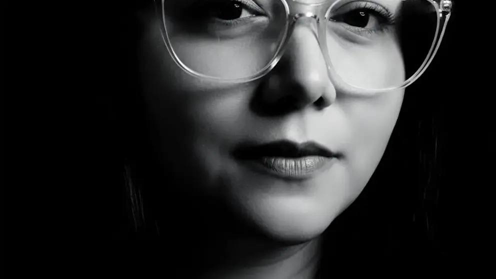 Andrea N&uacute;&ntilde;ez, creadora de @unavenezolanaenvigo, impulsora de una comunidad digital que conecta y visibiliza el talento migrante en Vigo.