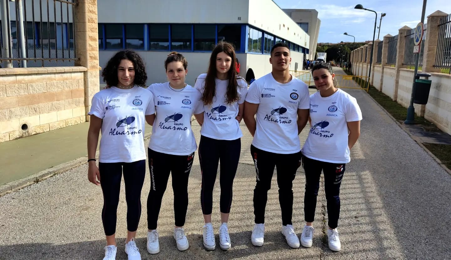 A nadadora do CN Ponteareas Sofía Carballo proclámase subcampioa de España Júnior en 100 braza 02