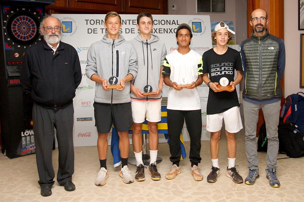 Grebentsov, Serras, Ali y Vanine (medios)