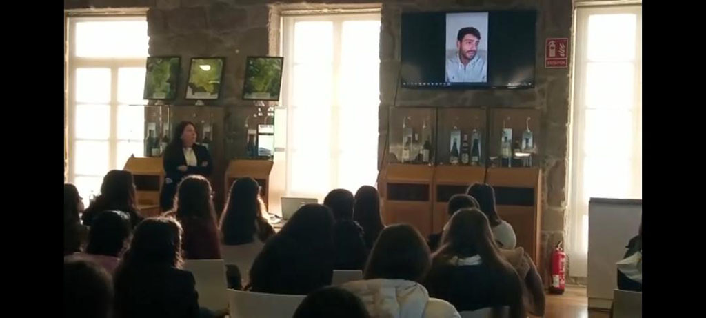 Participación virtual de Andrés Millán.