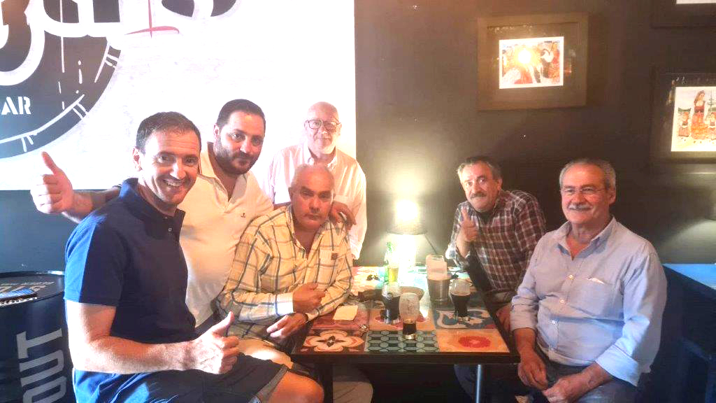 Técnico com amigos. ANTÓNIO DANYAS.