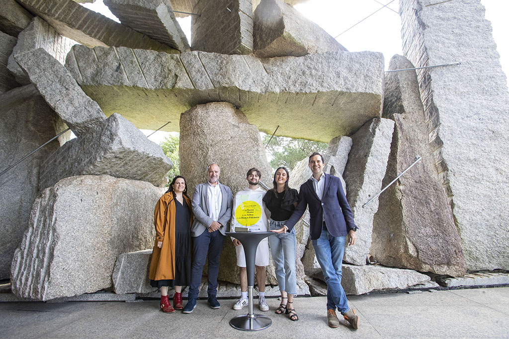   O director da Axencia Galega das Industrias Culturais, Jacobo Sutil, participa na rolda de prensa de presentación do concerto Acento, organizado pola SGAE para celebrar o Día Europeo da Música. 
