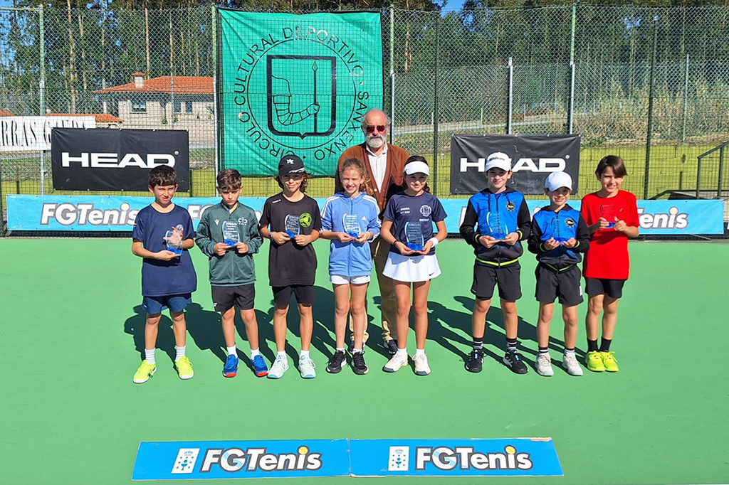 Hernández con los Benjamines.