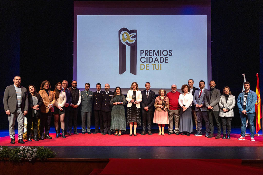 Premio Cidade de Tui. @GORE VÁZQUEZ.