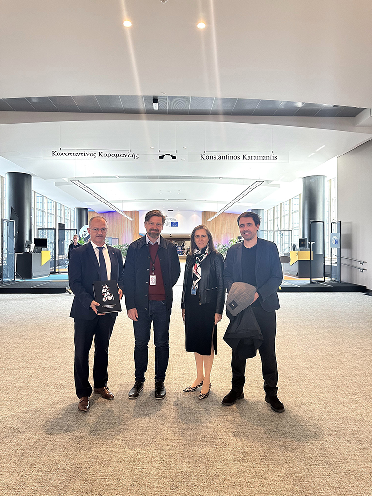 FBAC visita Bruxelas e dá a conhecer a BIAC no Parlamento Europeu.