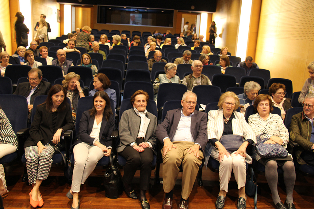 El auditorio de la Xunta poco antes del comienzo de la presentación.