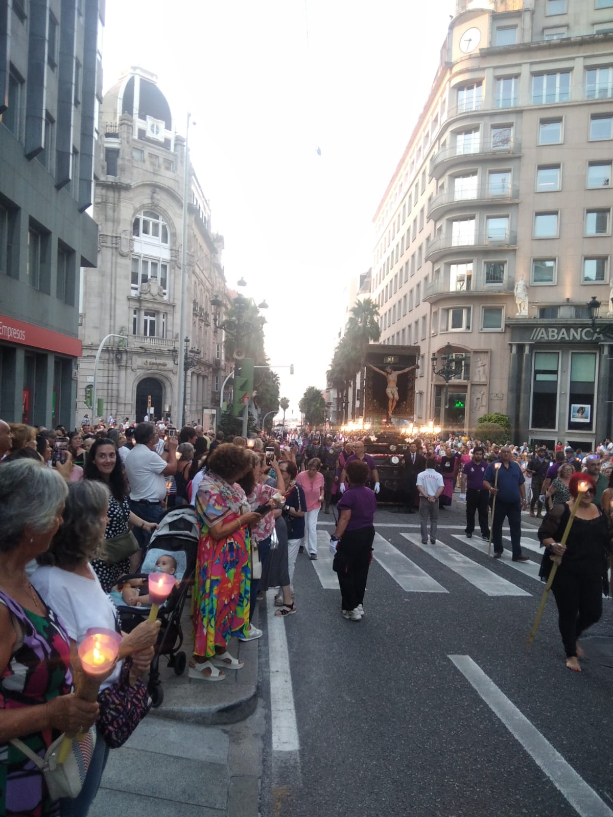 "En Él está nuestra esperanza" y "Somos peregrinos de esperanza", dijo el obispo de Tui-Vigo.