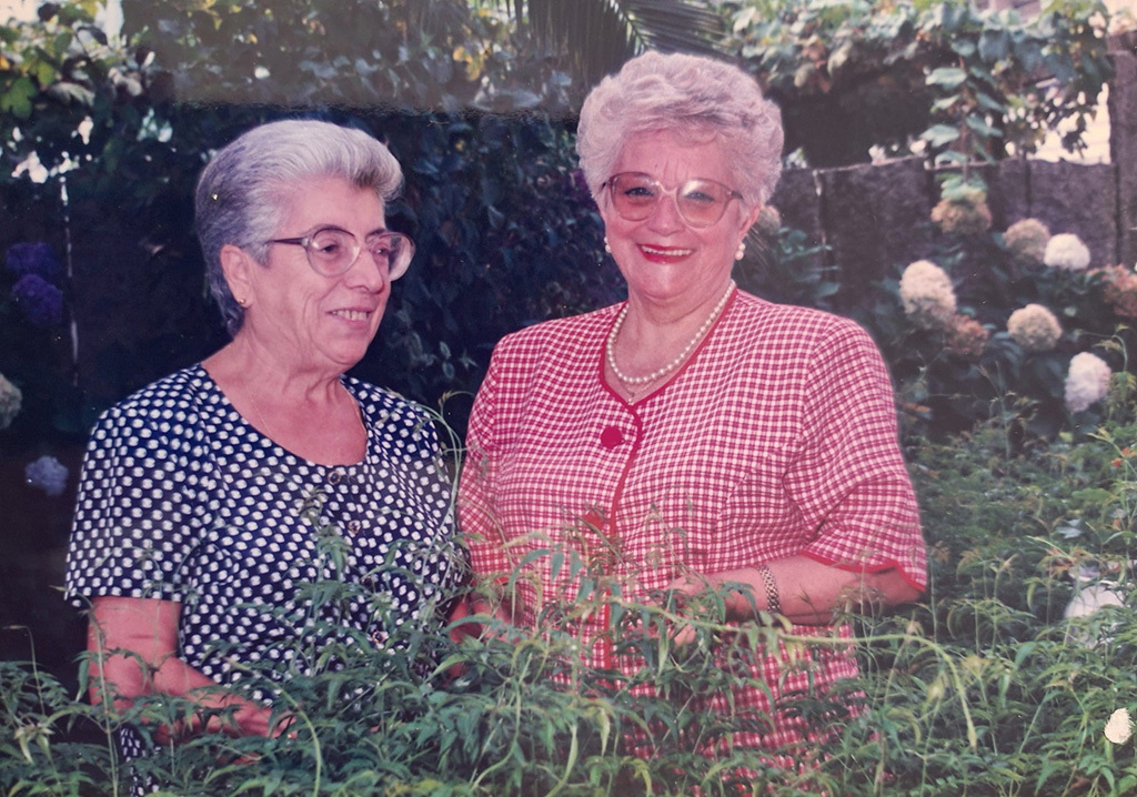 Porriño reconocerá públicamente a Nuncha y Moncha por su invaluable contribución a la Capela del Santísimo Cristo. Su legado como guardianas de la fe y las tradiciones locales será perpetuado con este homenaje.
