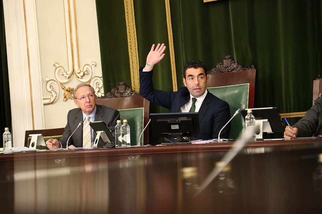 Luís López, presidente da Deputación de Pontevedra. RAFA ESTÉVEZ.