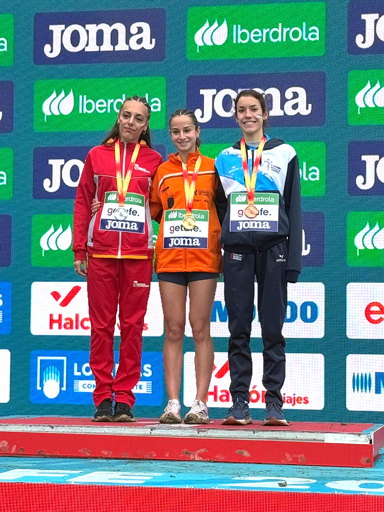 Enma Méndez. Bronce