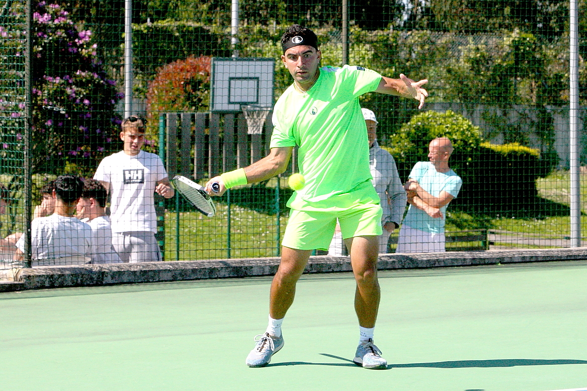 Julios César Porras.