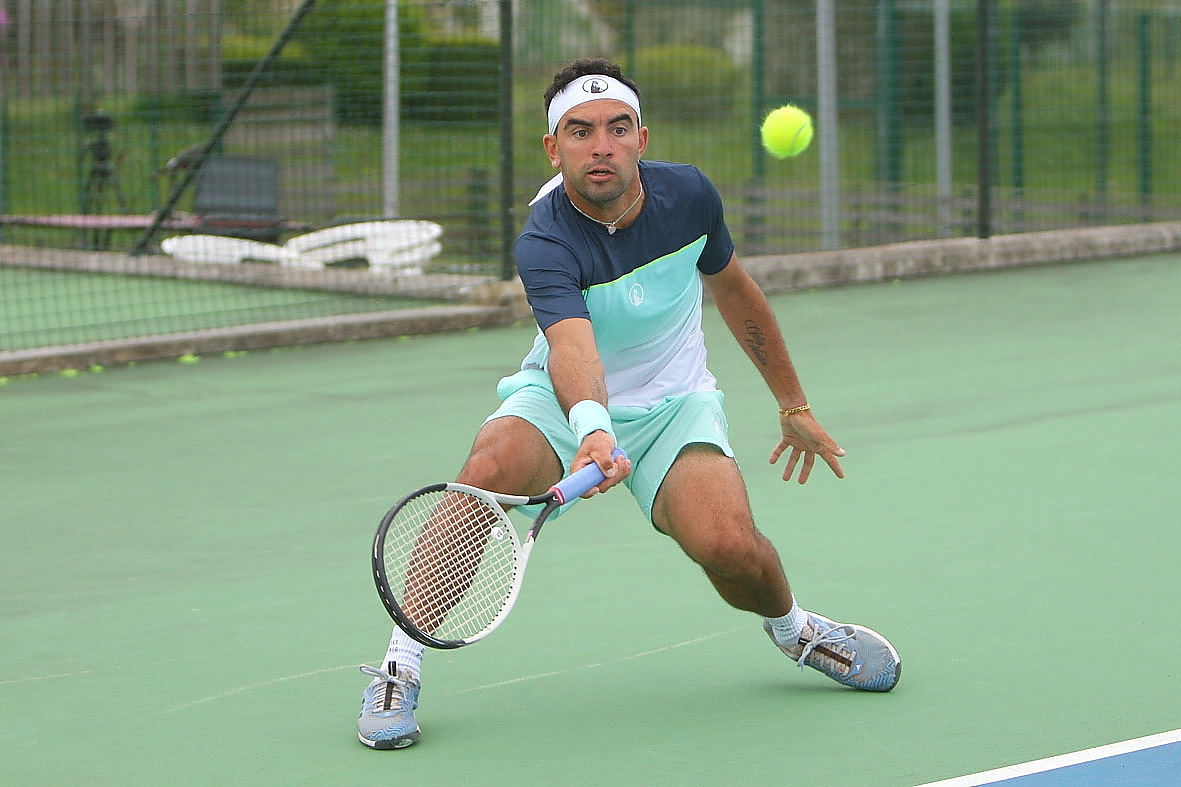 Julio César Porras.