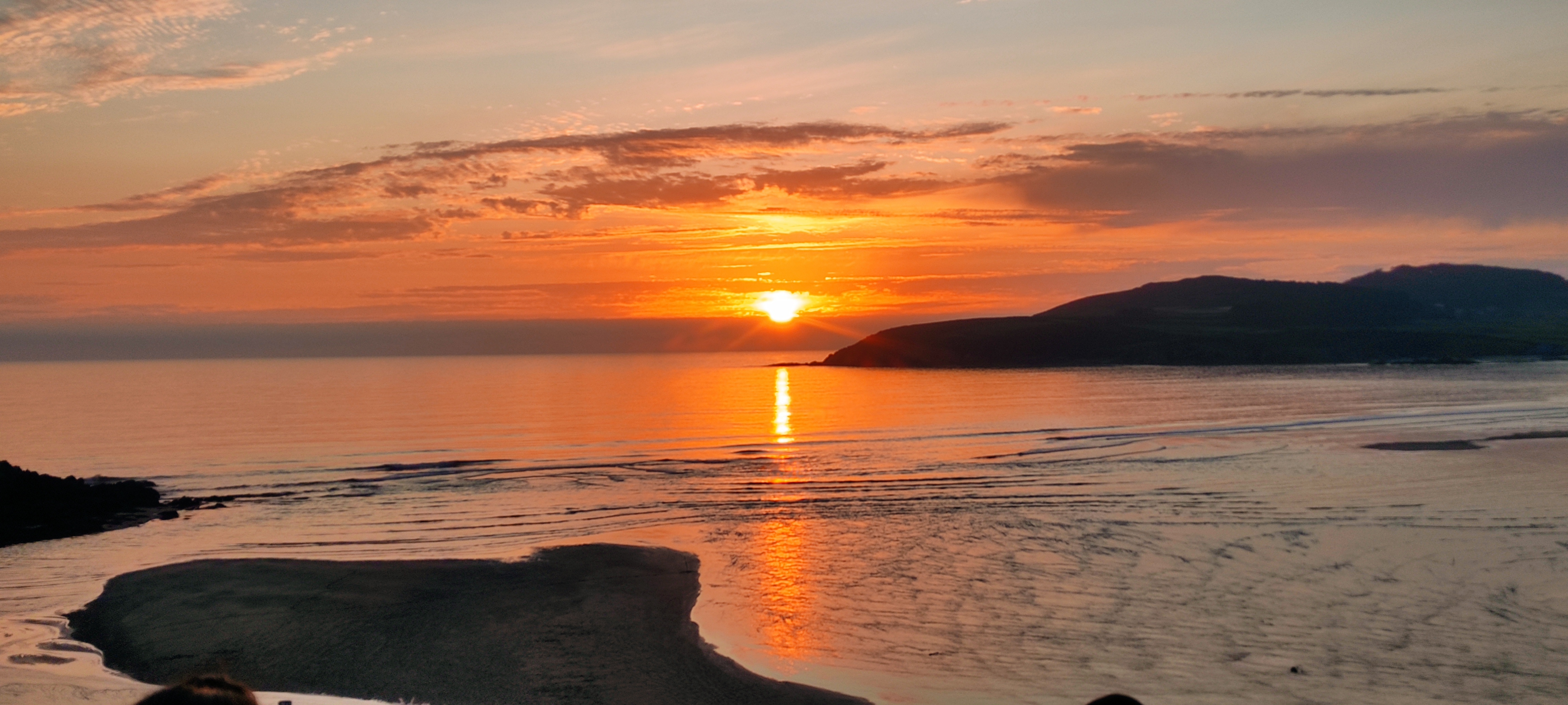 Descubre la Ría de Lires: Un Paraíso Ecológico entre Cee y Muxía.
