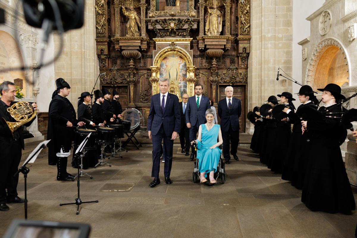 El presidente de la Xunta de Galicia destaca la importancia de preservar y proyectar la identidad gallega como espacio de encuentro.