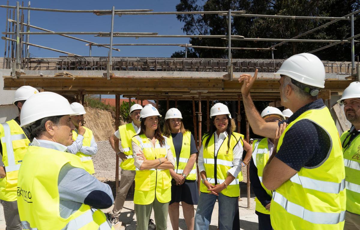 El Equipo de la Xunta de Galicia y el Ayuntamiento de Mos, comprometidos con el futuro de la vivienda protegida en la localidad.