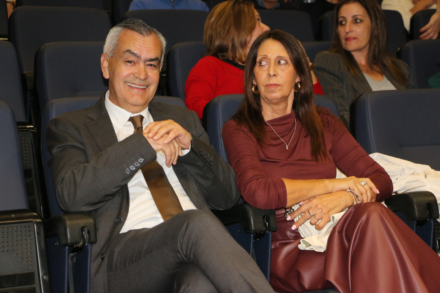 Gonçalves com a sua mulher.